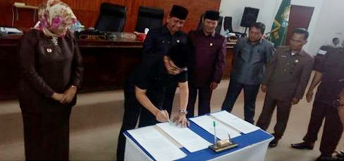 Penandatanganan nota kesepakatan 11 raperda