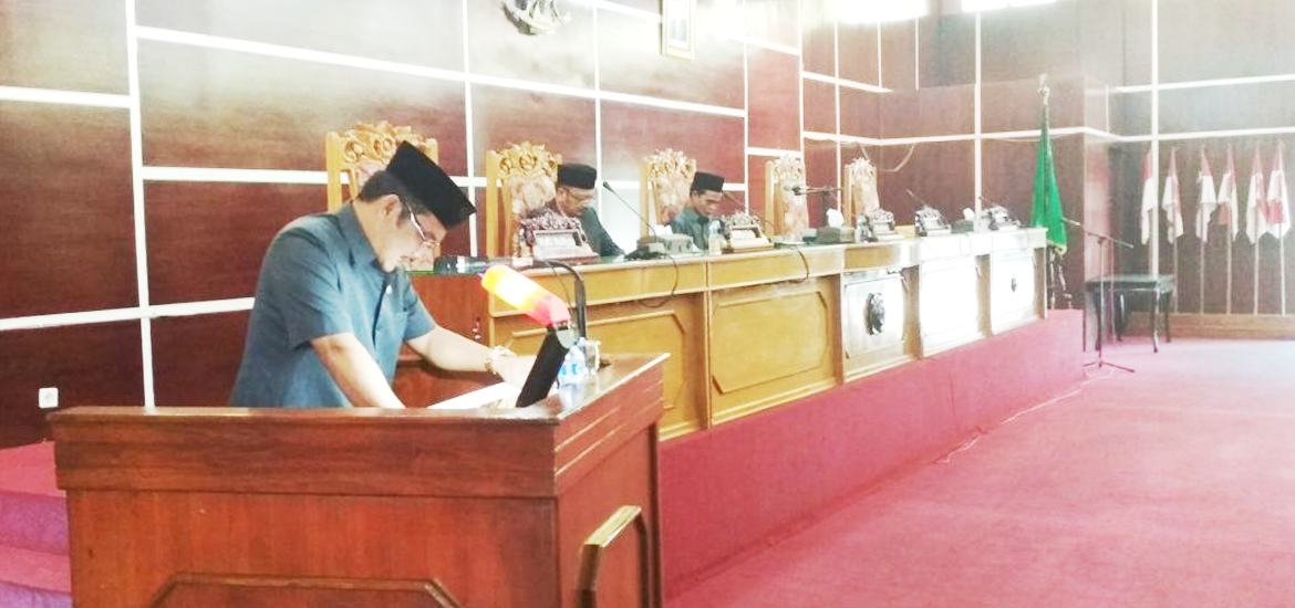-- Penyampaian rekomendasi Pansus DPRD Kota Bengkulu terhadap LKPJ Walikota Bengkulu Tahun 2017 --