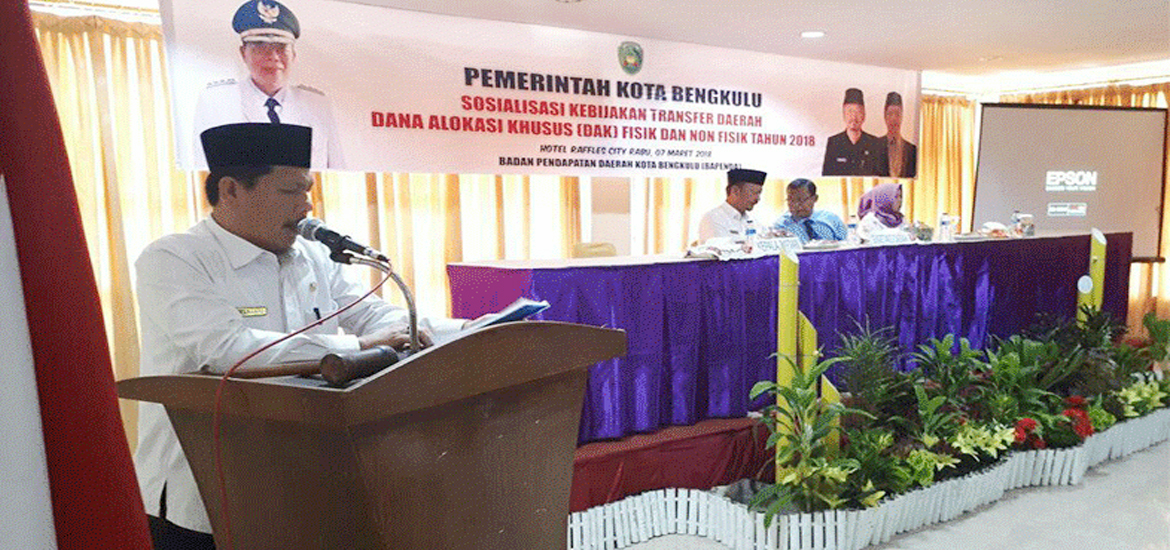 Ketua Bapenda Kota Bengkulu Haris Budiman menyampaikan sambutan saat sosialisasi DAK
