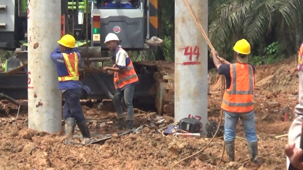 Herwin Suberhani, SH.,MH Dorong Secara Maksimal Pembangunan Jalan Bengkulu Selatan dan Kaur