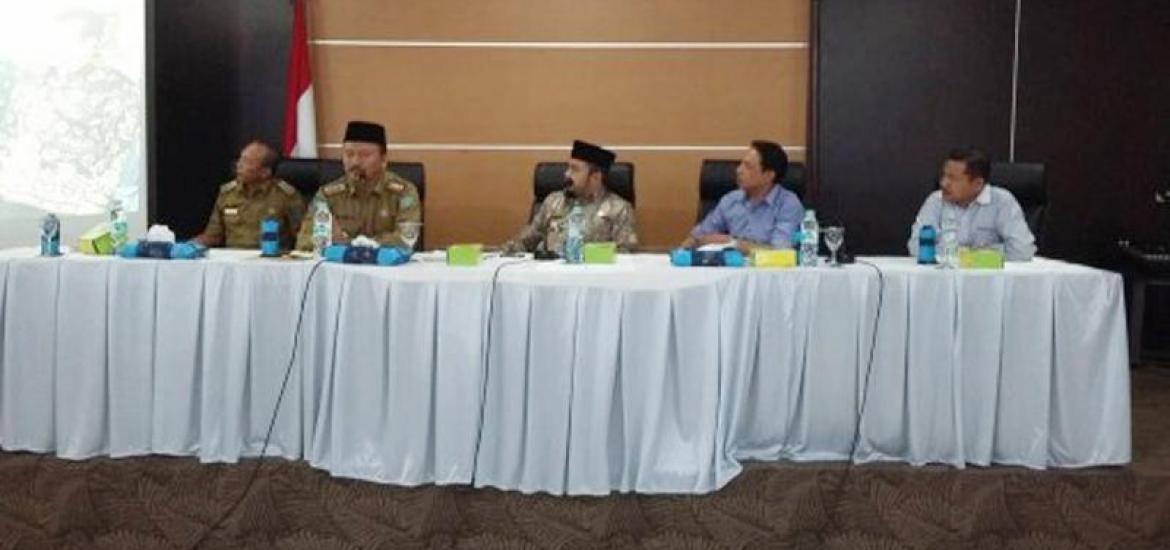 Rapat koordinasi festival batik Nusantara di ruang rapat gunung bungkuk, Senin (29/8/2017)