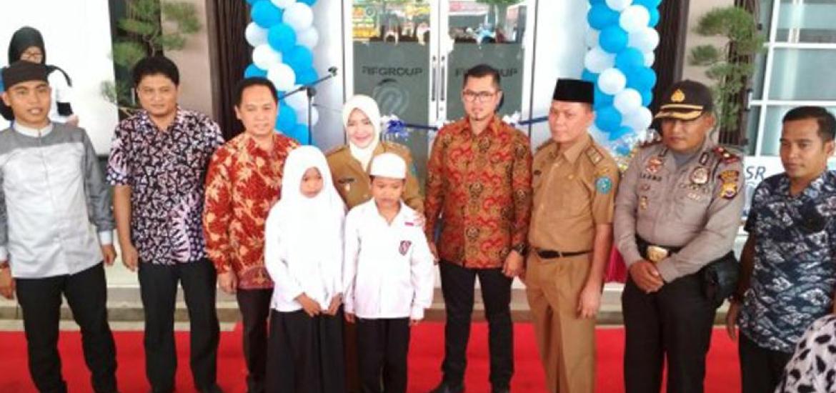 Wakil Walikota Bengkulu Patriana Sosialinda Selasa (19/9/2017) melakukan Grand Opening FIF Group Cabang Bengkulu