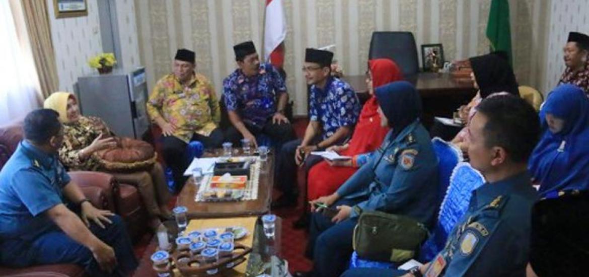 Rapat dalam rangka kegiatan latihan kesehatan yang fokus pada wilayah bencana dan pemberdayaan masyarakat
