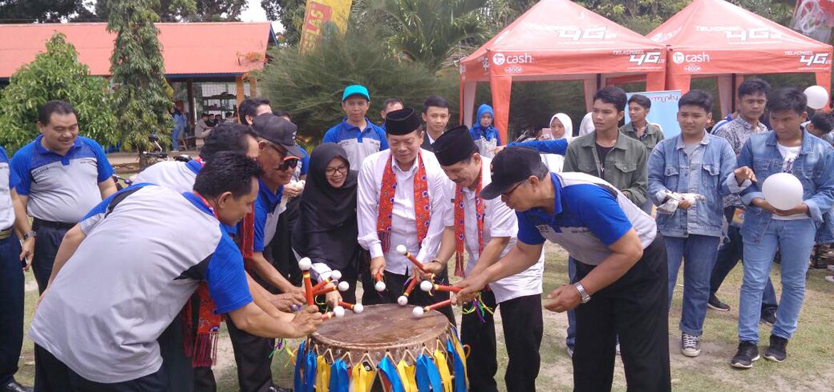 Kegiatan Pekan Raya Jenggalu (PRJ) ke-10 digelar di halaman Sekolah Menengah   Atas (SMA) Negeri 7 Kota Bengkulu, Rabu (17/01/2018)