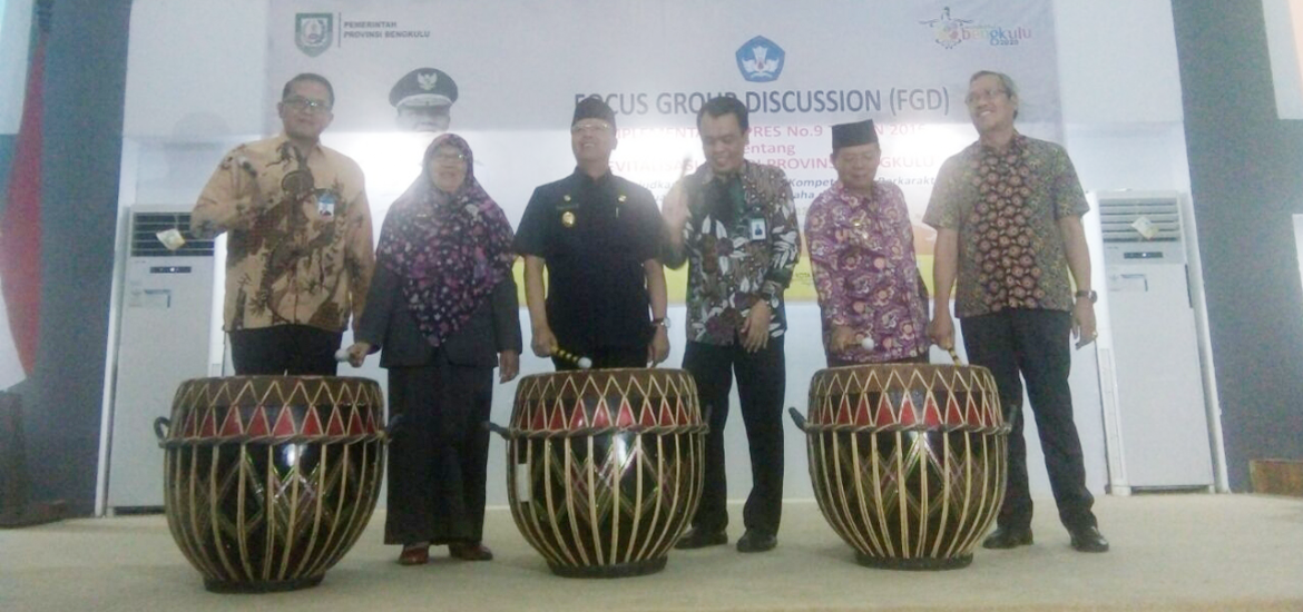 Pemerintah Provinsi Bengkulu menggelar Focus Group Discussion (FGD) Implementasi Inpres No. 9 Tahun 2016 Tentang Revitalisasi SMK di Gedung Serbaguna Provinsi Bengkulu, Kamis (29/3/2018)