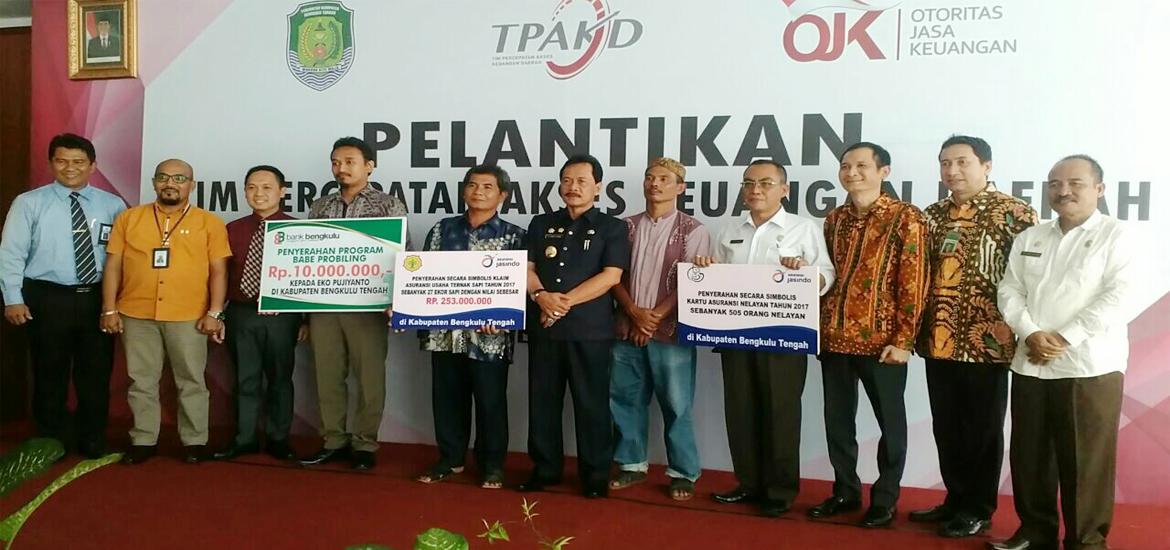 Peresmian Tim Percepatan Akses Keuangan Daerah (TPAKD) Kabupaten Bengkulu Tengah. (Sumber Foto : bengkulutengahkab.go.id)