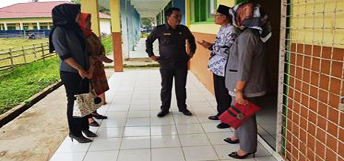 DPRD Benteng Sidak Ke SD 13 Pondok Kubang