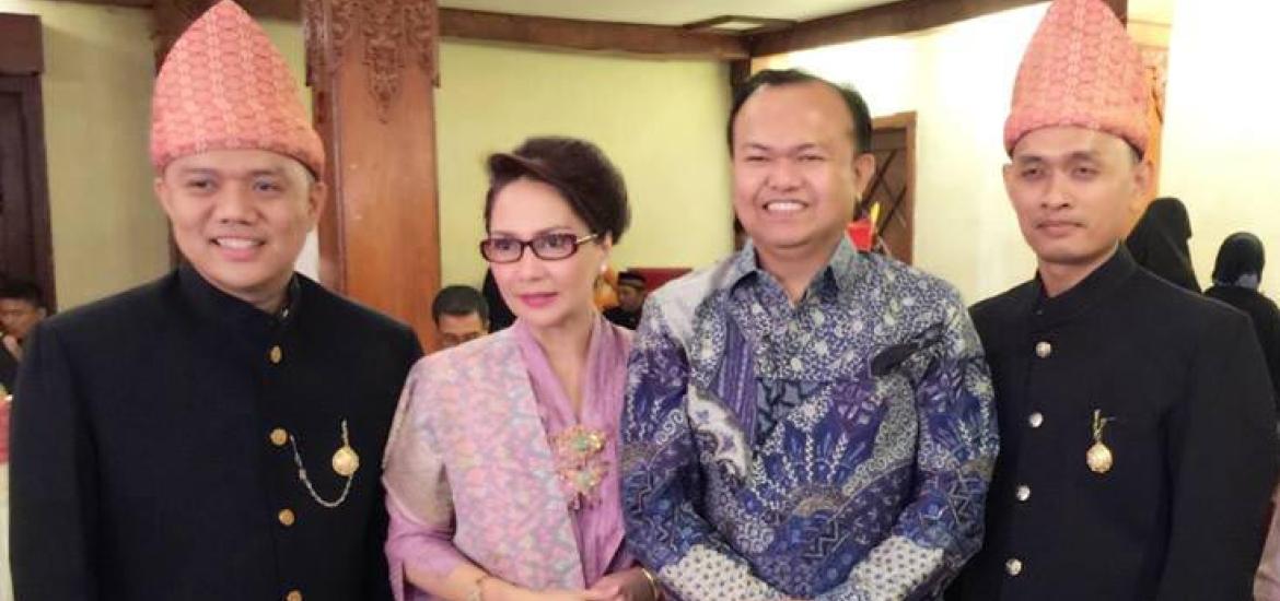Restuty Aprillia bersama suami, Patrice Rio Capella