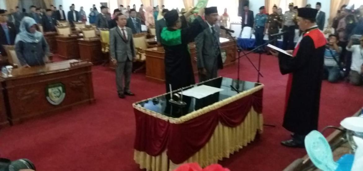 Pengambilan sumpah jabatan Ketua DPRD Seluma Tenno Heika