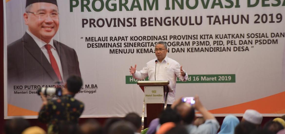 Menteri Eko memberikan arahan saat Rapat Koordinasi Program Inovasi Desa Provinsi Bengkulu Tahun 2019