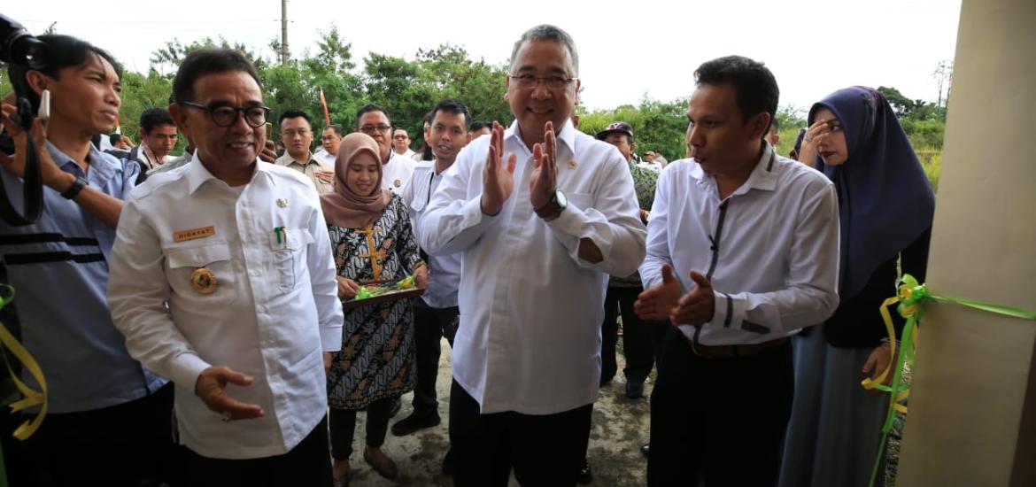 Menteri Eko bersama Bupati Kepahiang