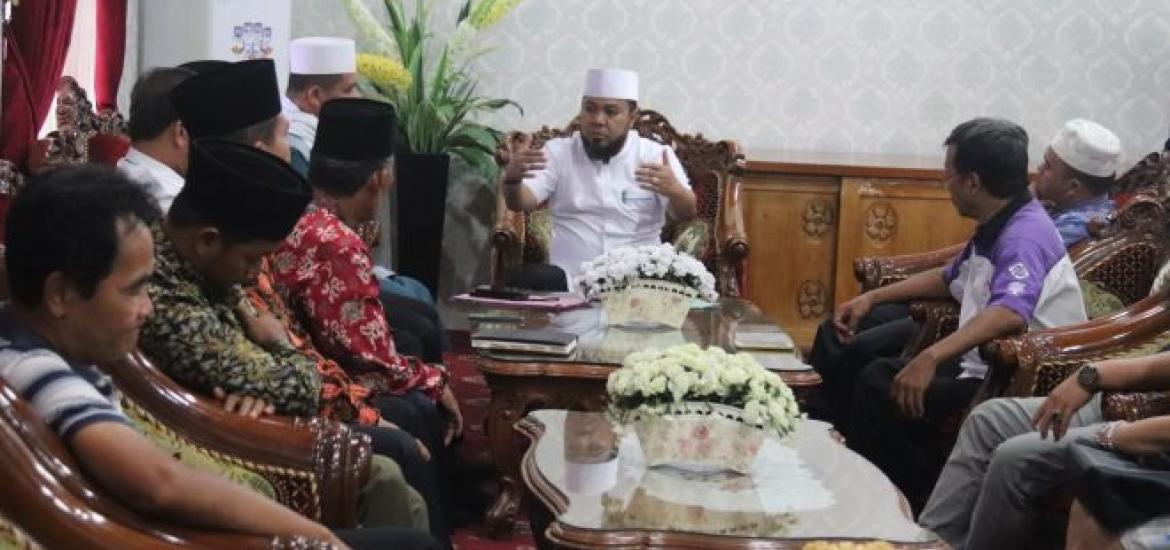Walikota Bengkulu Helmi Hasan melakukan pertemuan dengan Forum Kerukunan Umat Beragama (FKUB) di Balai Kota Bengkulu