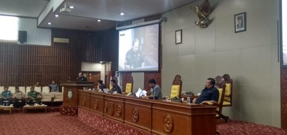 Foto Suasana Rapat