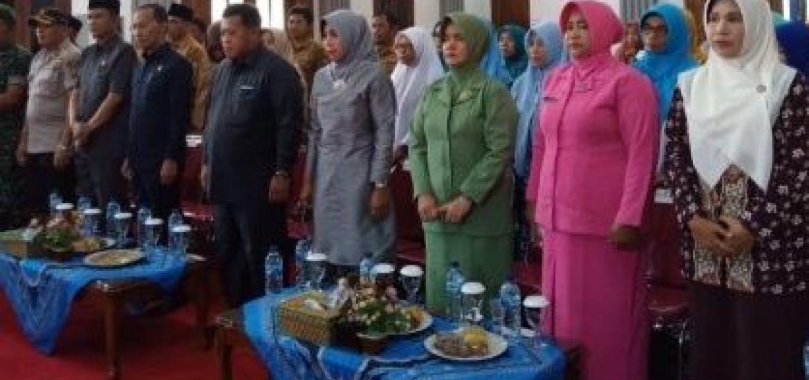 Pengurus IKBD Photo bersama Bupati dan Ketua DPRD Mukomuko beserta FKPD lainya
