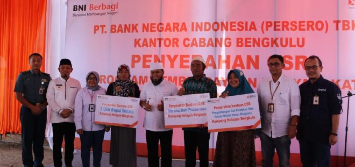 Walikota Bengkulu Salurkan CSR Bank BNI