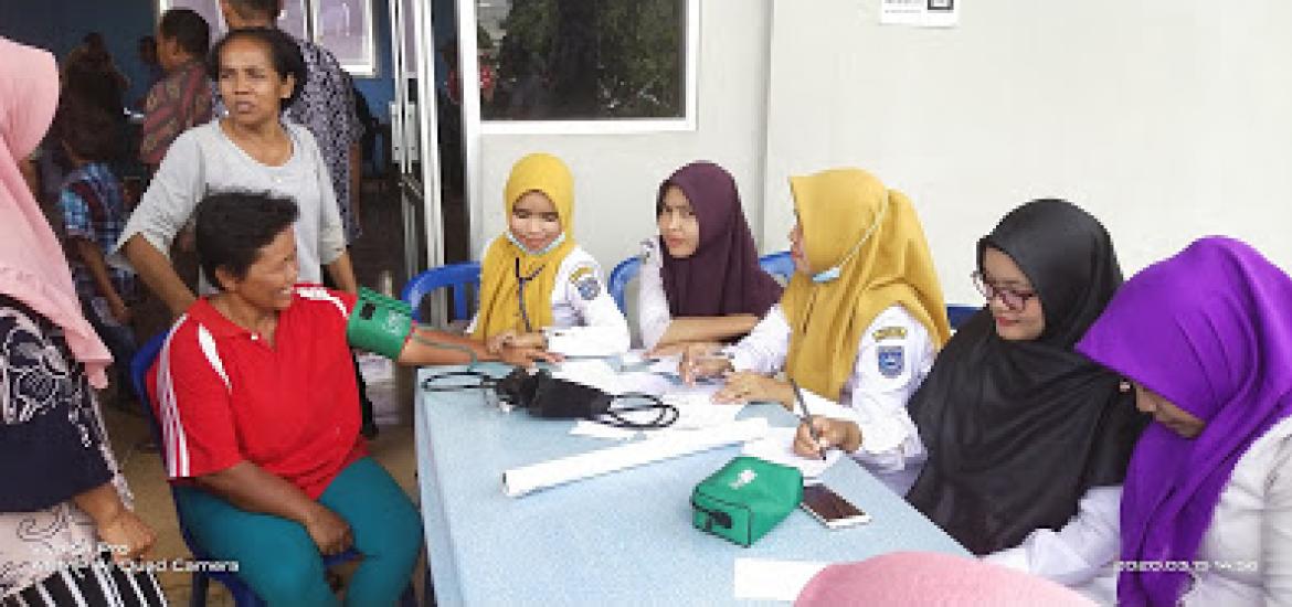Pengobatan gratis yang dilakukan Dinkes Provinsi Bengkulu di Ketahun