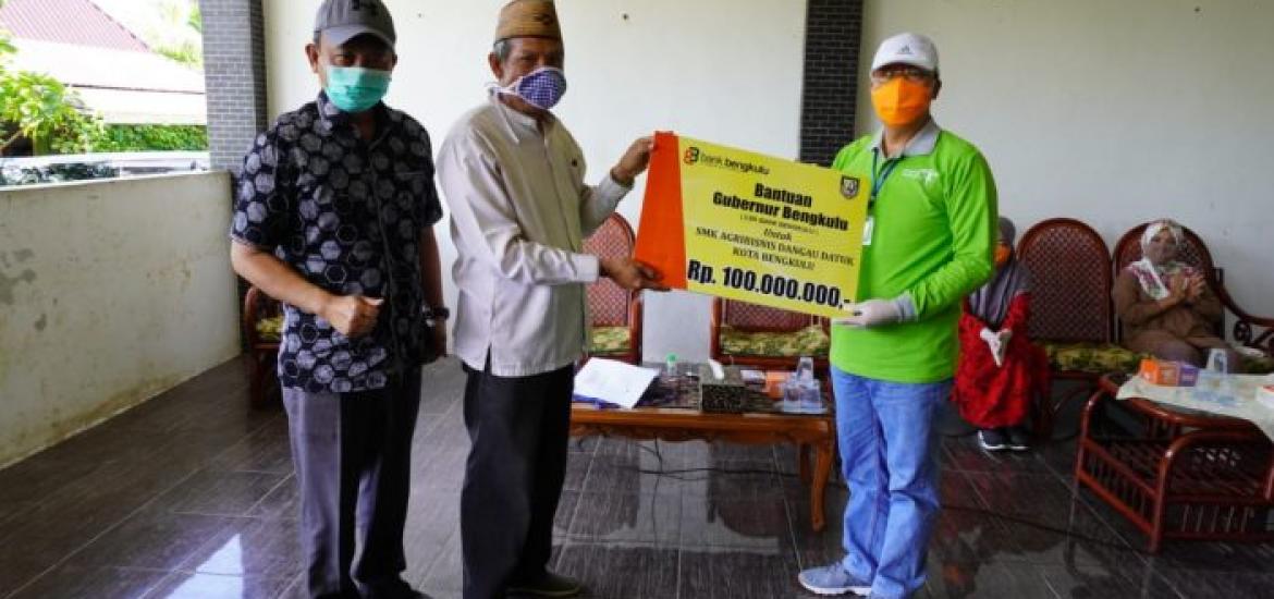 Bank Bengkulu Salurkan Bantuan CSR ke SMK Agribisnis Dangau Datuk