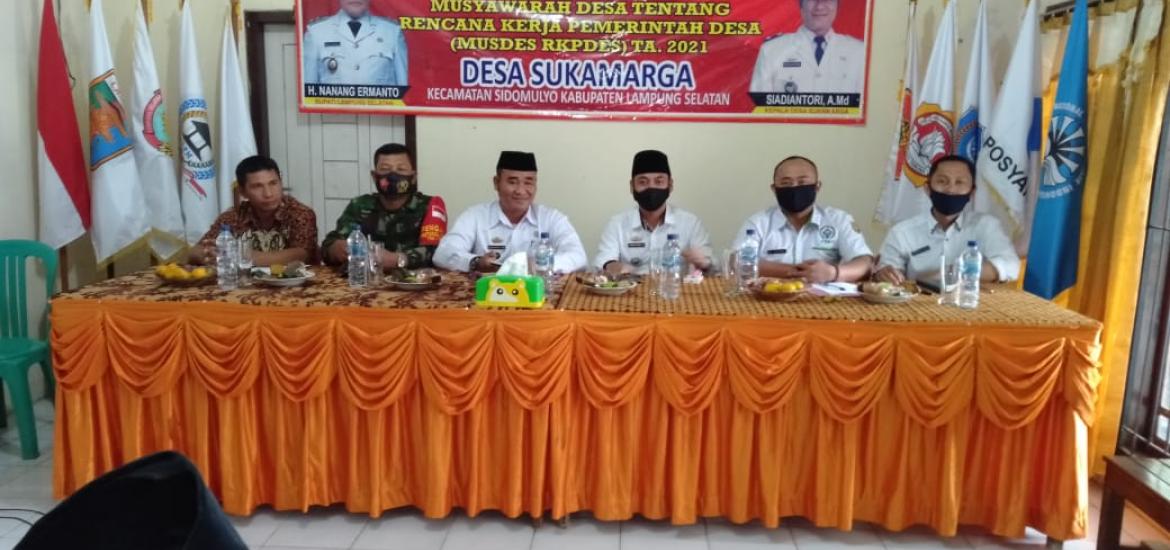 Rendy Eko Supriyanto saat memberi penjelasan  perihal tertundanya PK  Infrastruktur 2020 karna dana DD dialihkan untuk BLT-DD warga yang terdampak Covid-19.