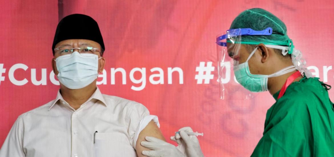 Gubernur Rohidin Yakinkan Masyarakat Vaksin Covid-19 Aman