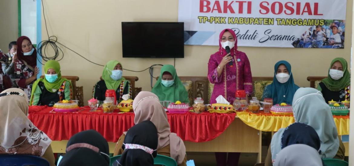 TPP PKK Tanggamus Gelar Bakti Sosial