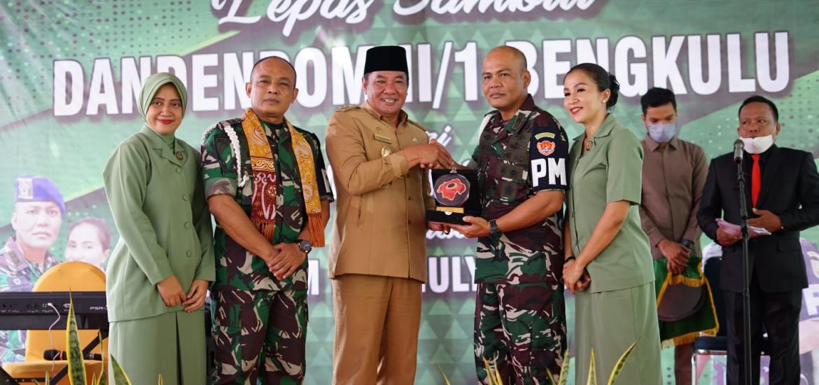 Wagub Rosjonsyah Hadiri Pisah Sambut Dandenpom II/I Bengkulu