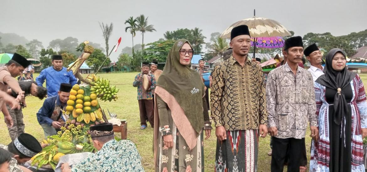 Sedekah Bumi Desa Air Sempiang