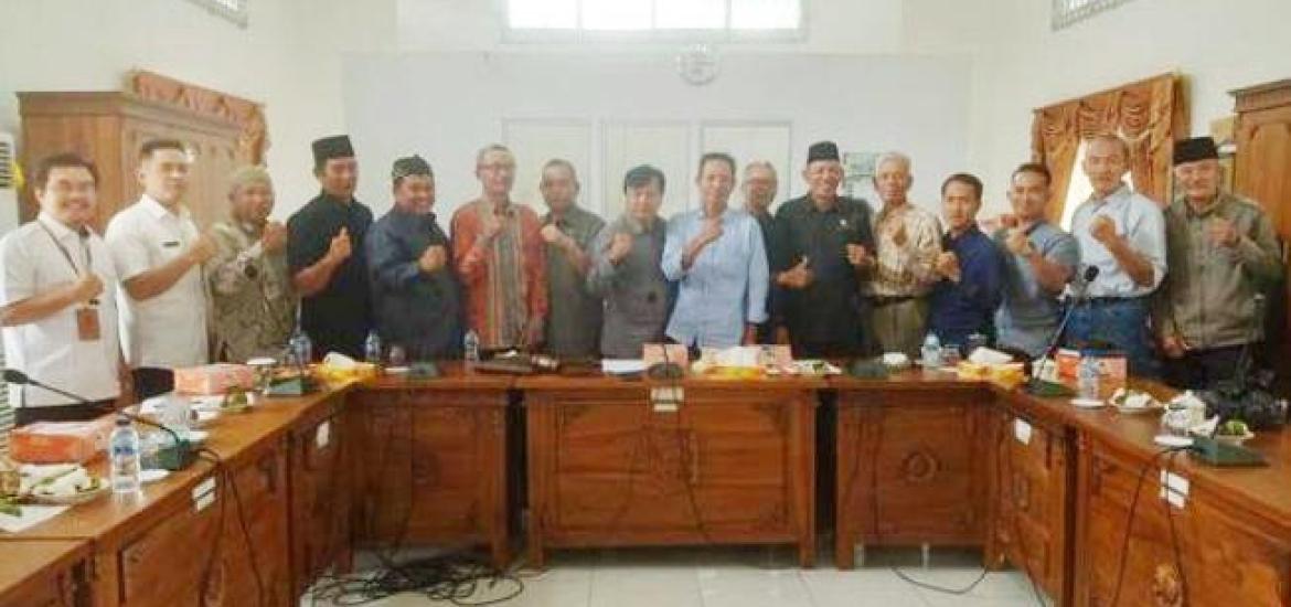 Komisi I dan Forum Komunikasi Ketua LPM Kelurahan se-Kabupaten Kepahiang Bahas Tupoksi Lembaga