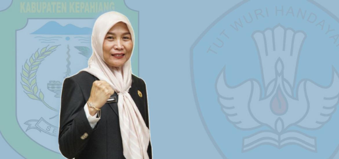 Kepala Dinas Dikbud Kabupaten Kepahiang Nining Fawely Pasju 