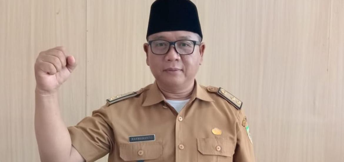 Kepala DPMPTSP Provinsi Bengkulu Karmawanto