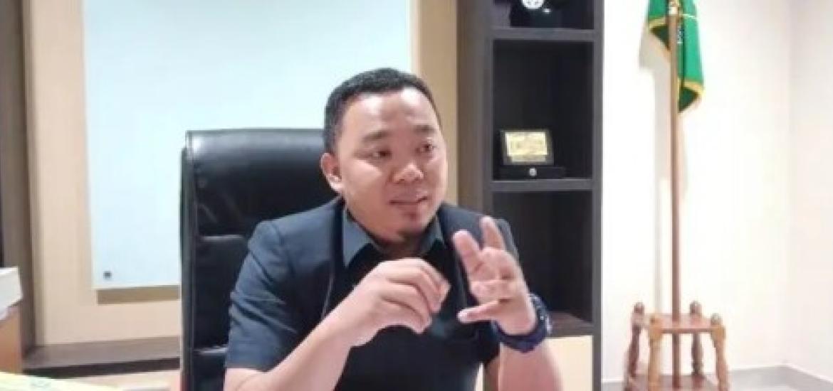 Ketua Komisi I DPRD Provinsi Bengkulu Dempo Xler