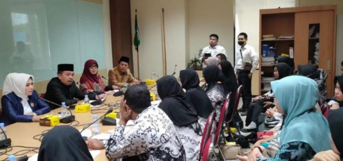 Dewan Komisi IV Provinsi Bengkulu Terima Keluhan Guru Honorer