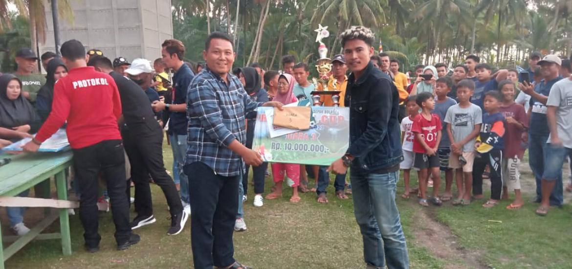 Anggota Dewan Mukomuko Apresiasi Turnamen Banema Rajawali Cup