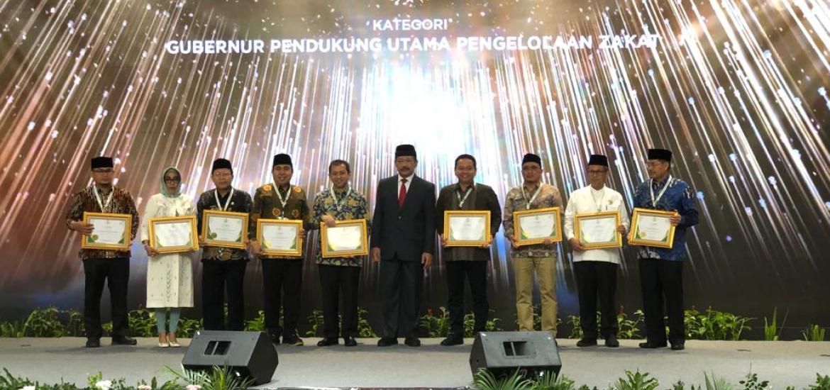 Gubernur Bengkulu Terima Anugerah BAZNAS Award 2023