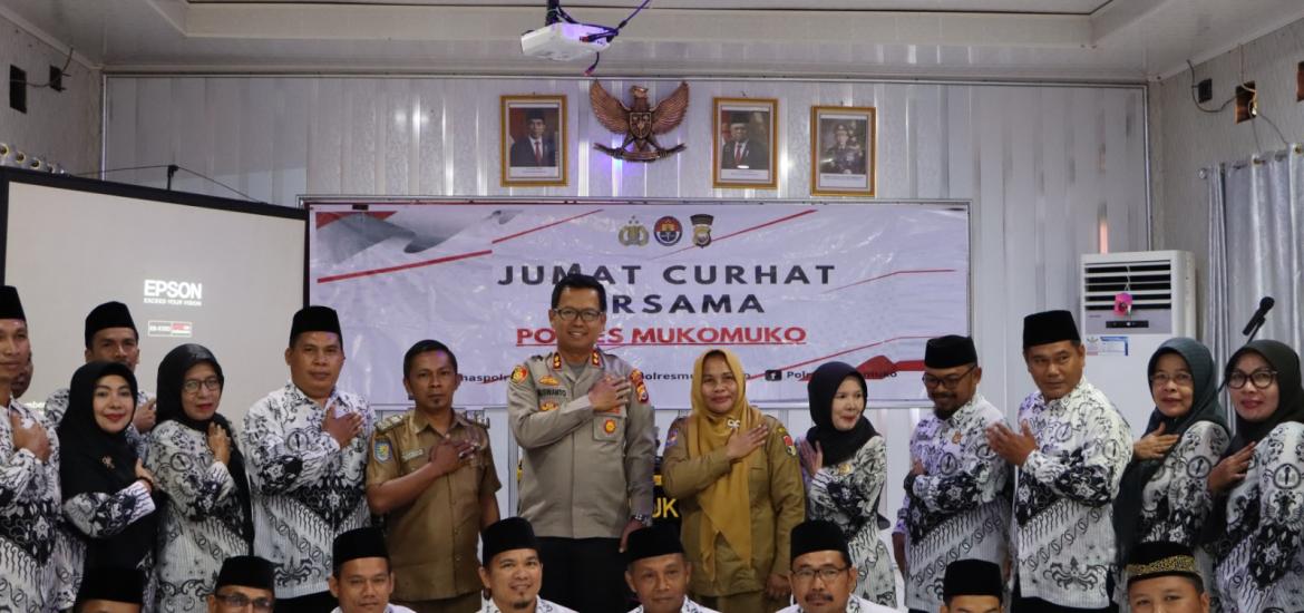 Jumat Curhat
