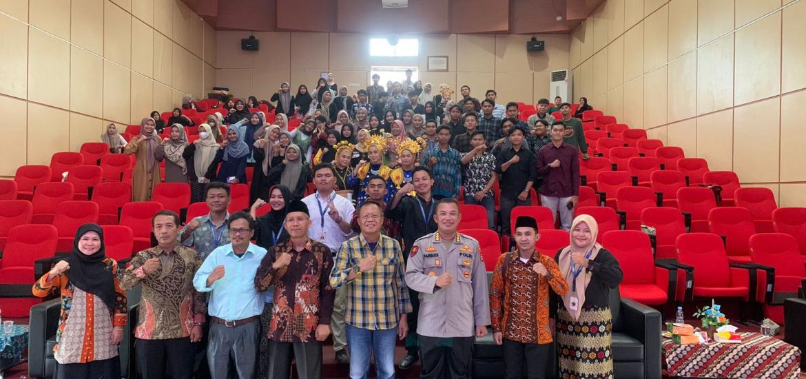 Anggota Komisi l DPRD Provinsi Bengkulu Sumardi MM jadi Narasumber Seminar Nasional dalam rangka gebyar HTN Cup