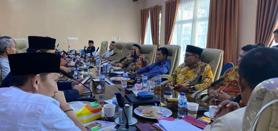 DPRD Mukomuko Gelar Rapat Pansus Terkait Perpanjangan HGU PT. DDP