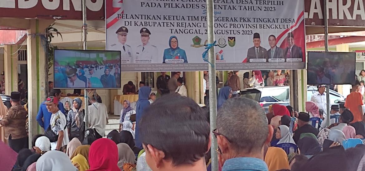 Bupati Rejang Lebong Lantik 65 Kades Terpilih Tahun 2023 