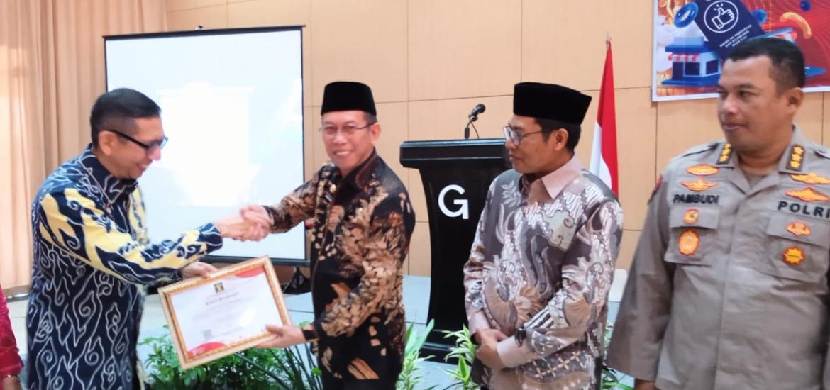 Pemprov Bengkulu Terima Piagam Penghargaan Pelayanan Kekayaan Intelektual