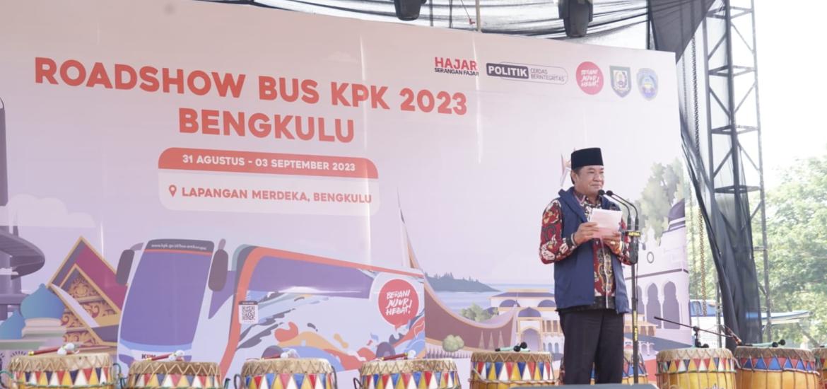 Wagub Rosjonsyah Hadiri Pembukaan Roadshow Bus KPK 2023