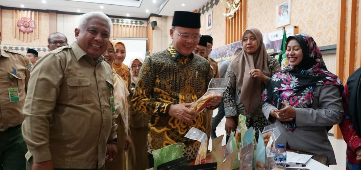 Gubernur Rohidin Konsisten Dukung Kelompok Perempuan dalam Pemanfaatan Hutan