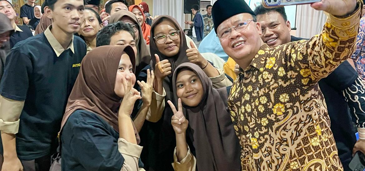 Gubernur Bengkulu Rohidin Mersyah menghadiri Deklarasi Anti Hoaks Pelajar Bengkulu