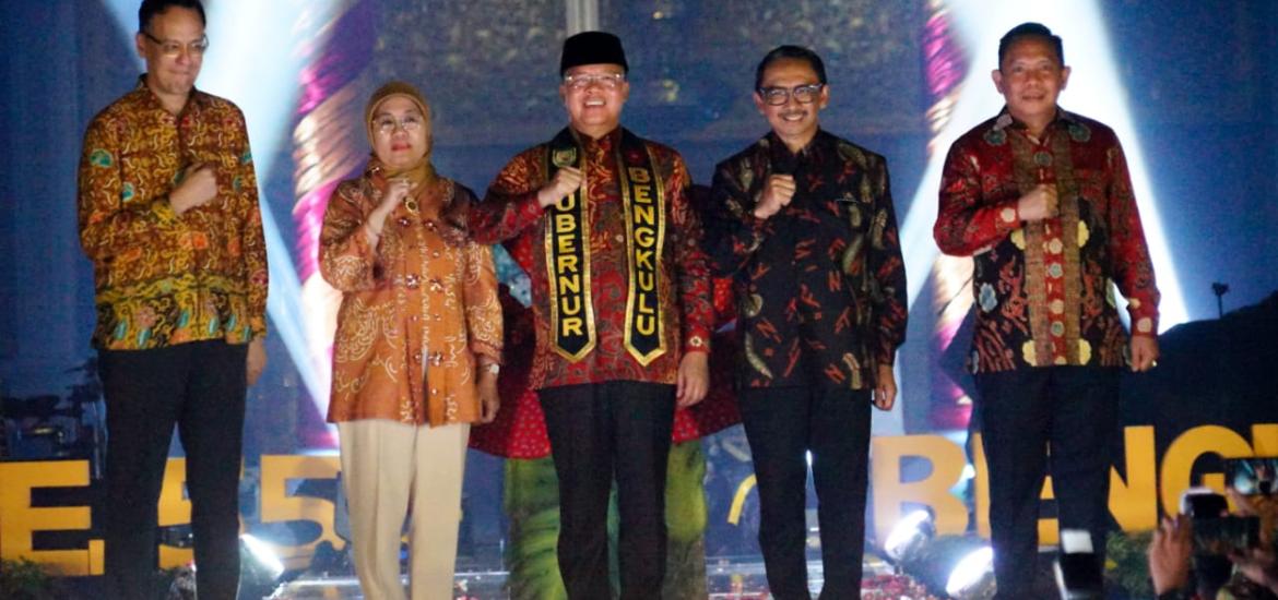 Gubernur Rohidin Launching Harvesting BBI dan BBWI di Malam Puncak HUT ke-55 Provinsi Bengkulu
