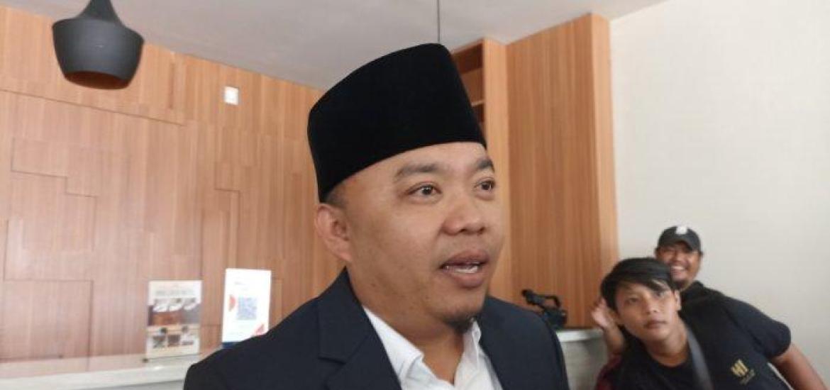Ketua Komisi I DPRD Provinsi Bengkulu Dempo Xler