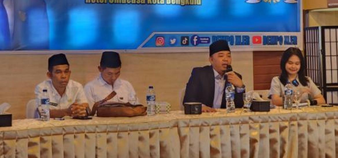 Ketua Komisi I DPRD Prov Dempo Xler Dengarkan Aspirasi Mahasiswa dan IRT