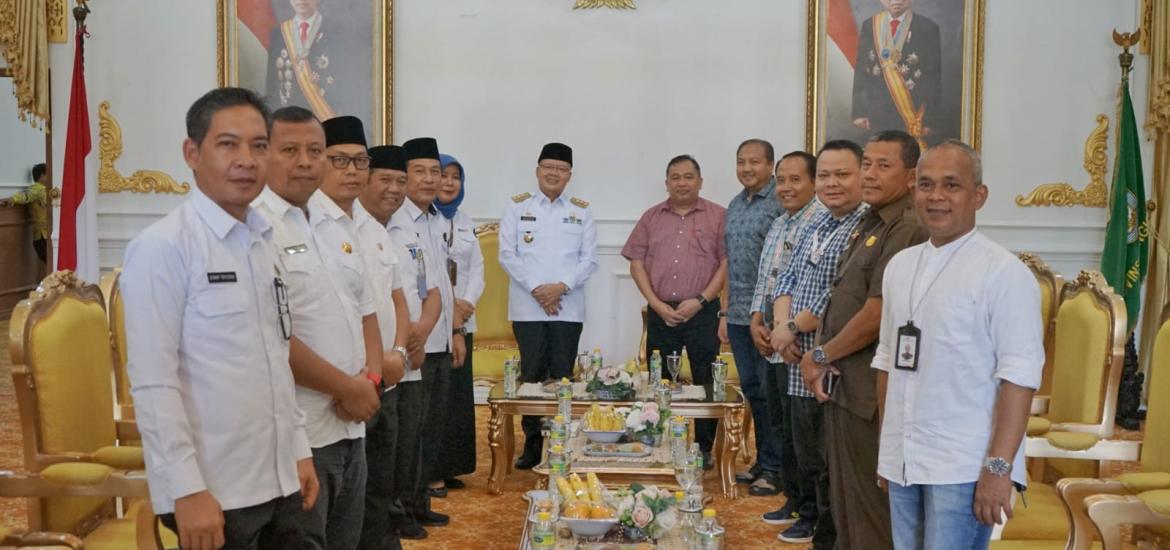  Gubernur Rohidin Kaji Tawaran MoU PT. Telkom