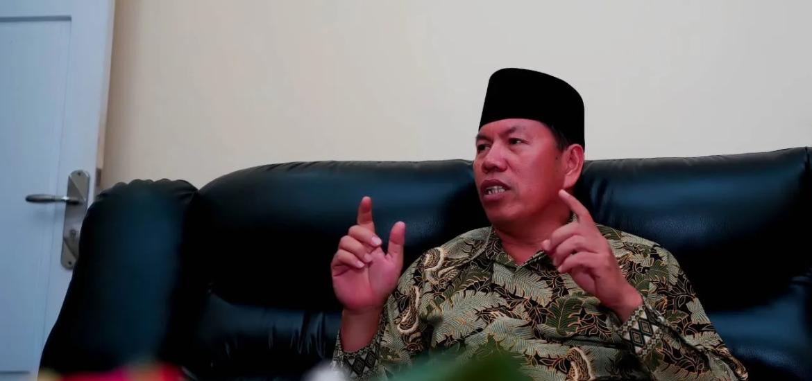 Anggota DPRD Provinsi Suimi Fales Tanggapi Persoalan Mess Pemda