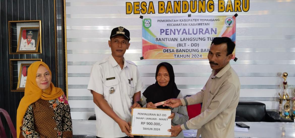 Pembagian BLT DD Tahap 1 Desa Bandung Baru