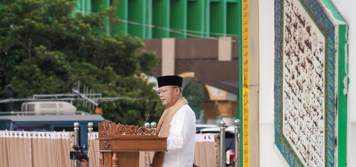 Gubernur Rohidin