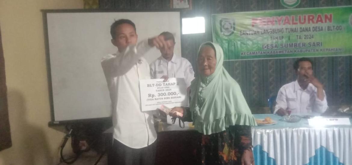 Pembagian BLT DD