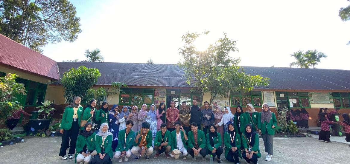 Mahasiswa KKN Universitas Andalas